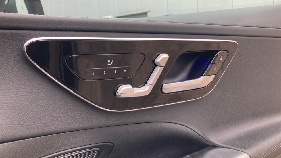 Mercedes-Benz C-Class C200 AMG Line Premium 5dr 9G-Tronic Petrol Estate - Image 33