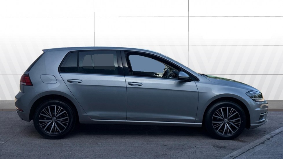 Volkswagen Golf 1.0 TSI 110 SE 5dr Petrol Hatchback - Image 5