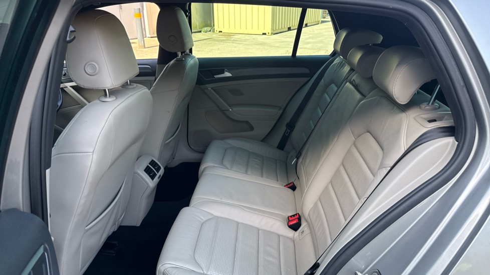 Volkswagen Golf 1.0 TSI 110 SE 5dr Petrol Hatchback - Image 16