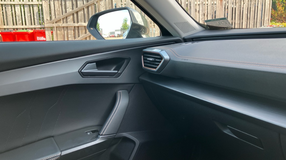 CUPRA Formentor 1.5 TSI 150 V1 5dr DSG Petrol Estate - Image 26