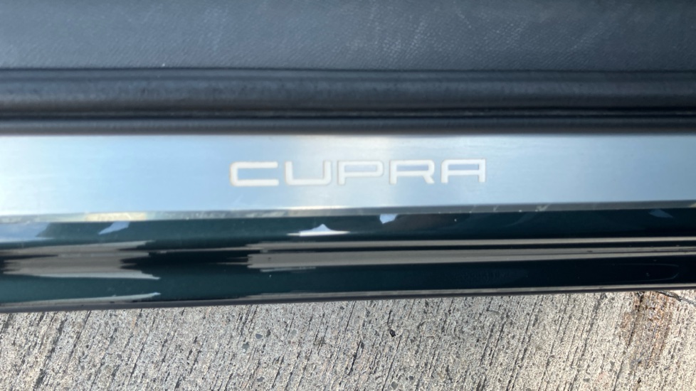 CUPRA Formentor 1.5 TSI 150 V1 5dr DSG Petrol Estate - Image 37