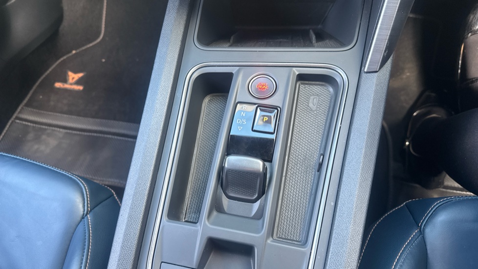 CUPRA Formentor 1.4 eHybrid 204 V2 5dr DSG Estate - Image 13