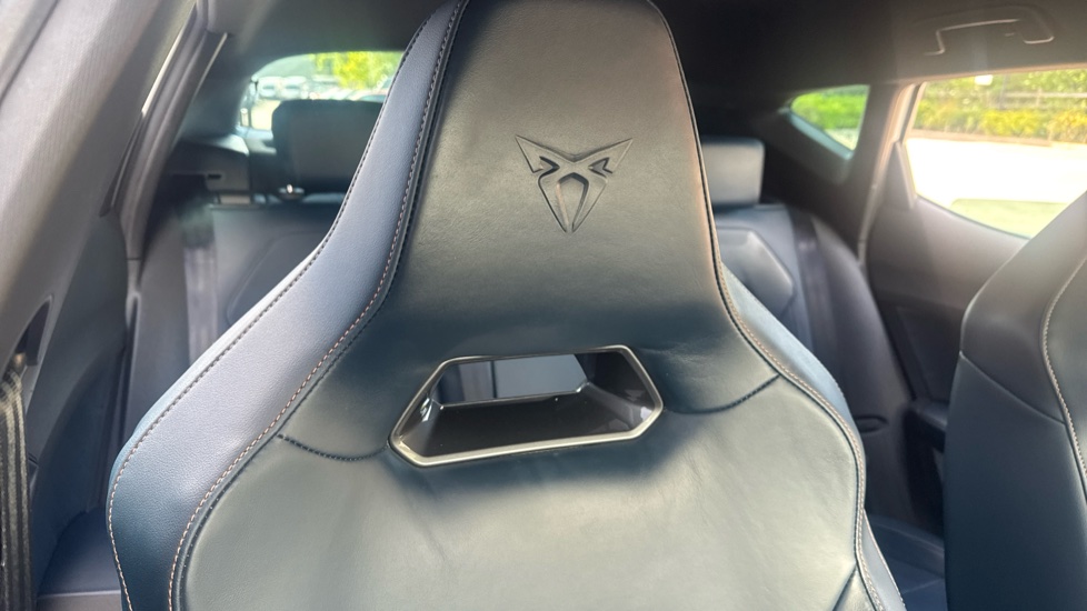 CUPRA Formentor 1.4 eHybrid 204 V2 5dr DSG Estate - Image 25