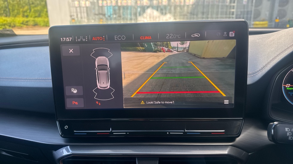 CUPRA Formentor 1.4 eHybrid 204 V2 5dr DSG Estate - Image 30