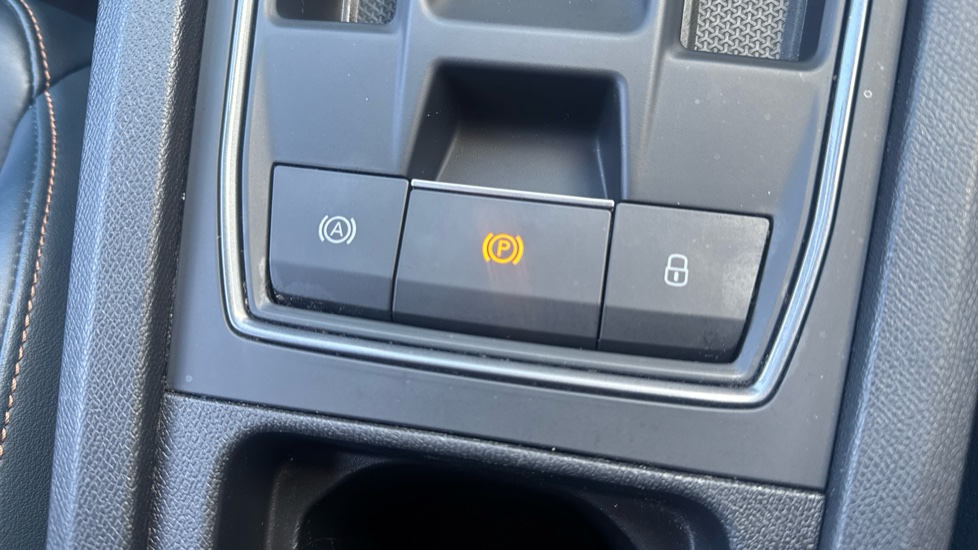 CUPRA Formentor 1.4 eHybrid 204 V2 5dr DSG Estate - Image 41