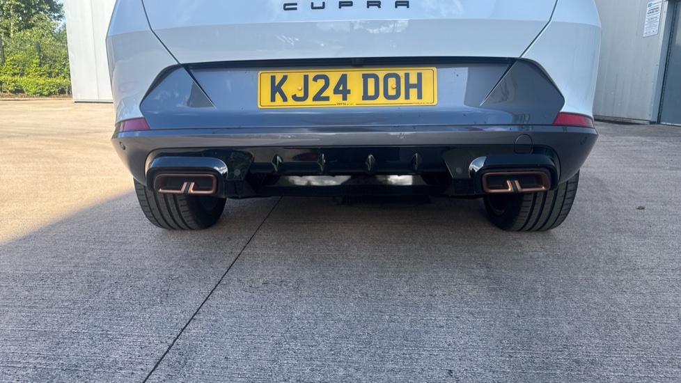 CUPRA Formentor 1.4 eHybrid 204 V2 5dr DSG Estate - Image 46