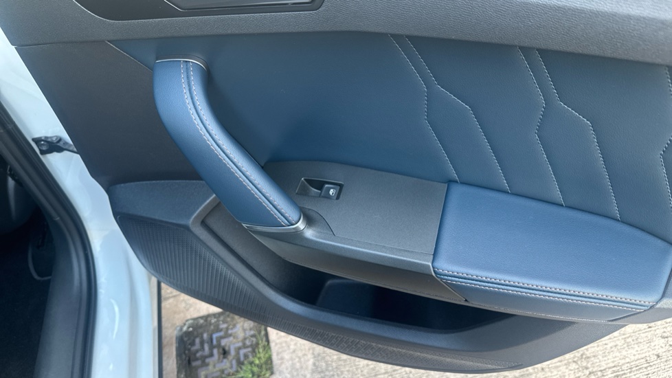 CUPRA Formentor 1.4 eHybrid 204 V2 5dr DSG Estate - Image 52
