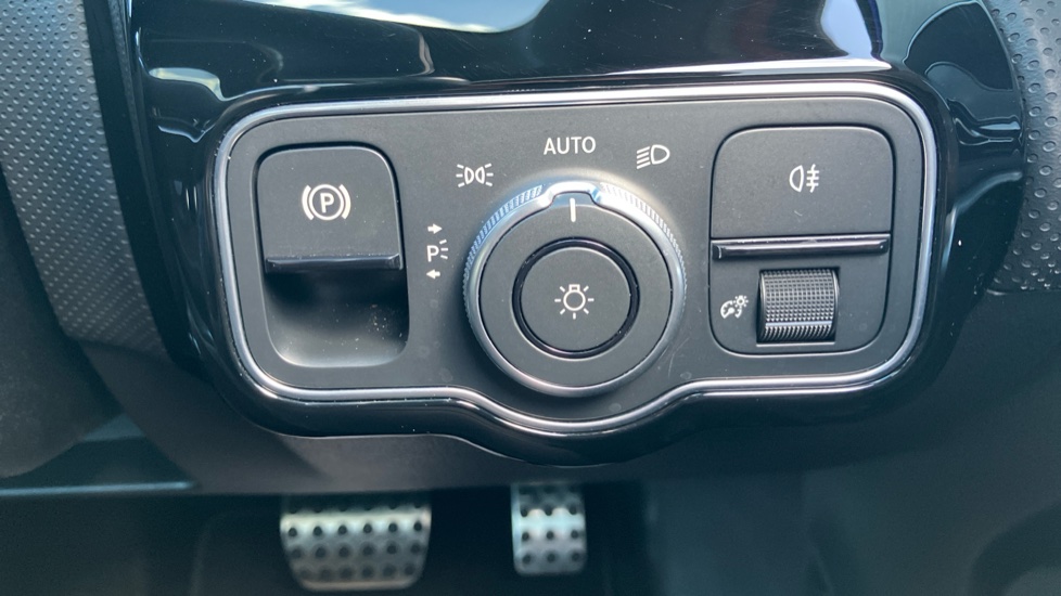 Mercedes-Benz A-Class A200 AMG Line Premium Plus 5dr Auto Petrol Hatchback - Image 36