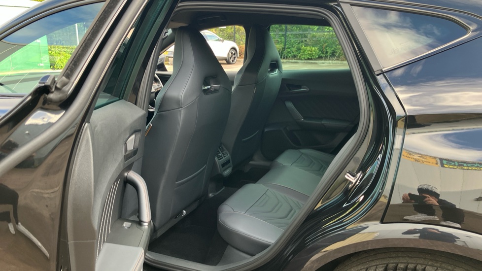 CUPRA Formentor 1.5 TSI 150 V3 5dr Petrol Estate - Image 16
