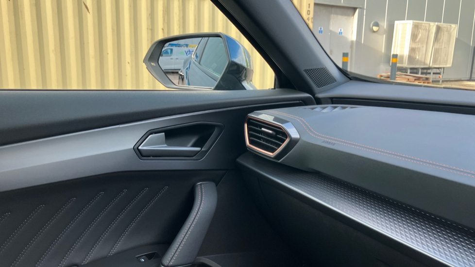 CUPRA Formentor 1.5 TSI 150 V3 5dr Petrol Estate - Image 26