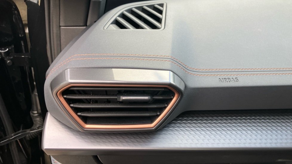 CUPRA Formentor 1.5 TSI 150 V3 5dr Petrol Estate - Image 58