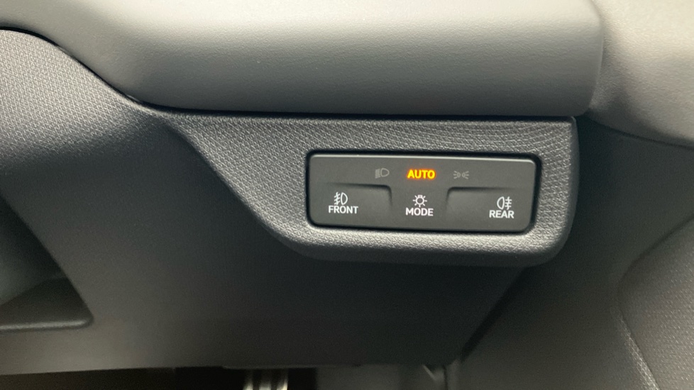 CUPRA Terramar 1.5 eTSI 150 V2 5dr DSG Petrol Hatchback - Image 34