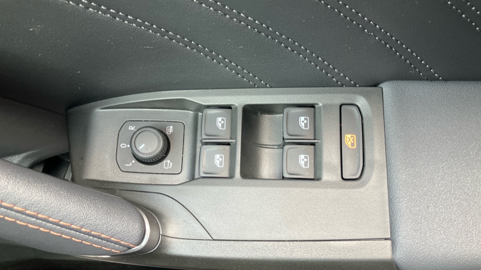 CUPRA Formentor 1.5 eHybrid 272 VZ2 5dr DSG Estate - Image 37