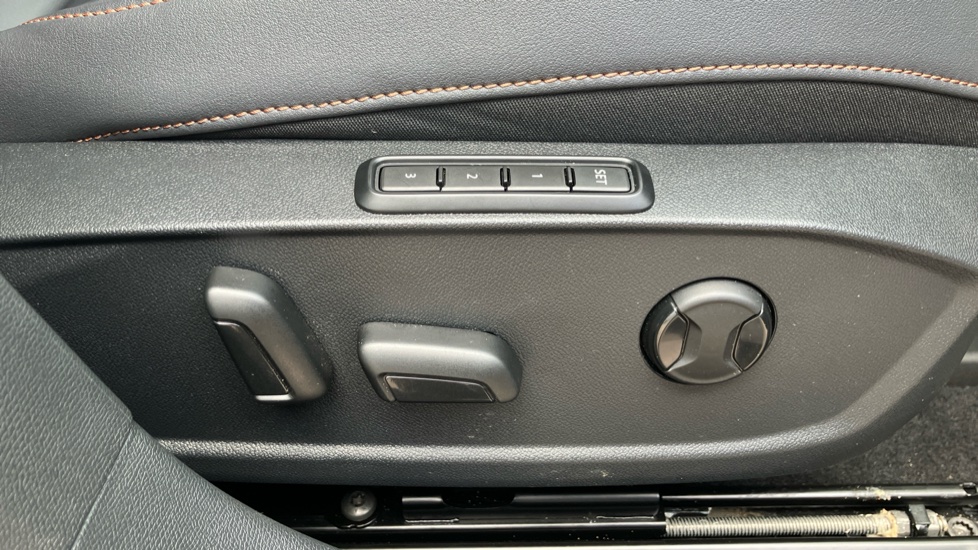 CUPRA Formentor 1.5 eHybrid 272 VZ2 5dr DSG Estate - Image 40