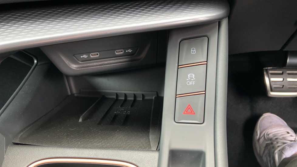 CUPRA Terramar 1.5 eTSI 150 V2 5dr DSG Petrol Hatchback - Image 23