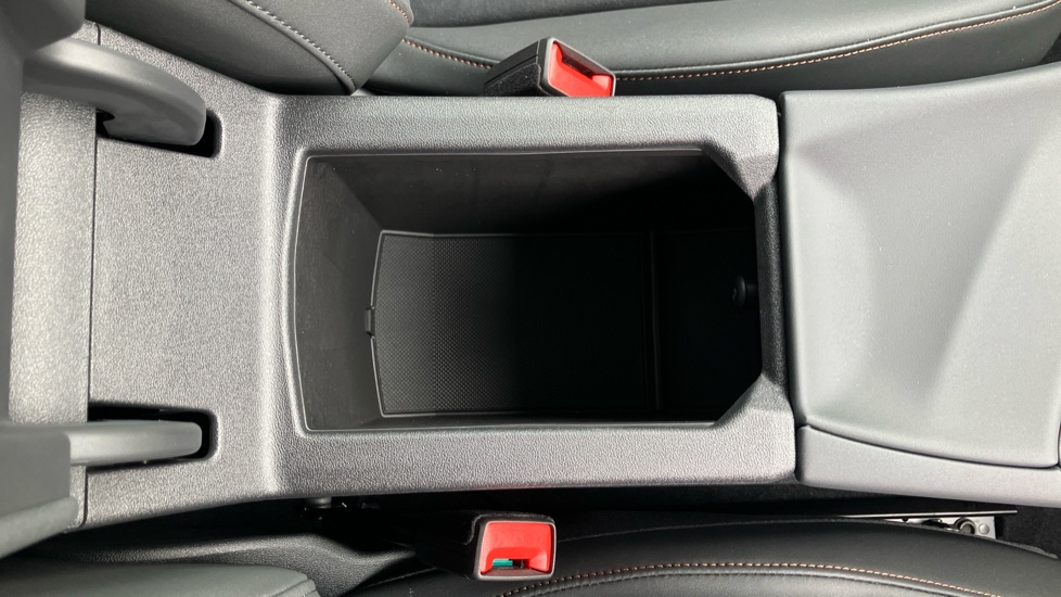 CUPRA Terramar 1.5 eTSI 150 V2 5dr DSG Petrol Hatchback - Image 26