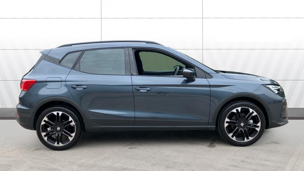 SEAT Arona 1.0 TSI 115 FR Sport 5dr Petrol Hatchback - Image 5