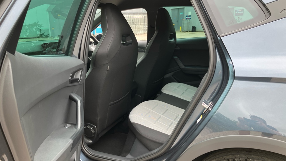 SEAT Arona 1.0 TSI 115 FR Sport 5dr Petrol Hatchback - Image 16