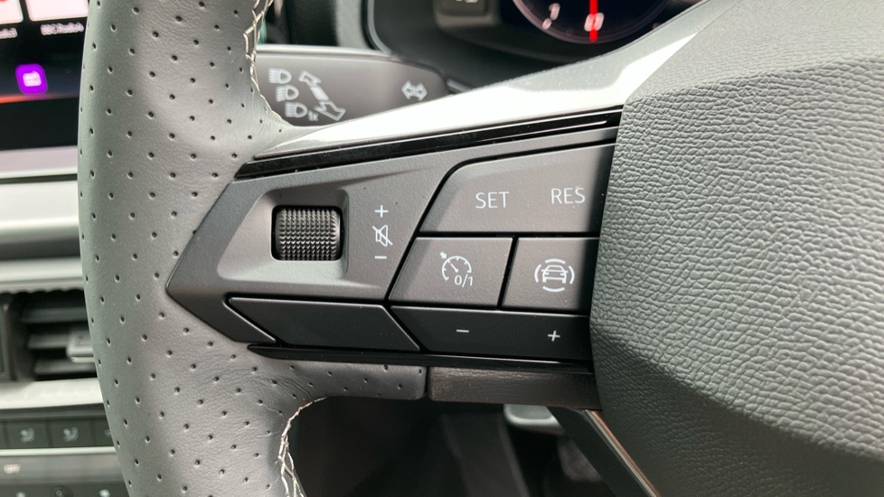SEAT Arona 1.0 TSI 115 FR Sport 5dr Petrol Hatchback - Image 30