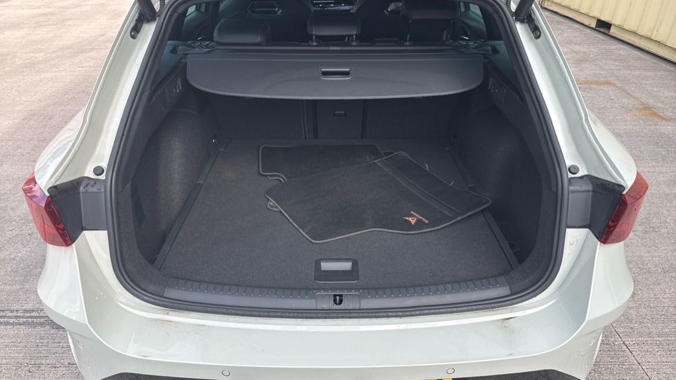 CUPRA Leon 1.5 eTSI 150 V2 5dr DSG Petrol Estate - Image 4