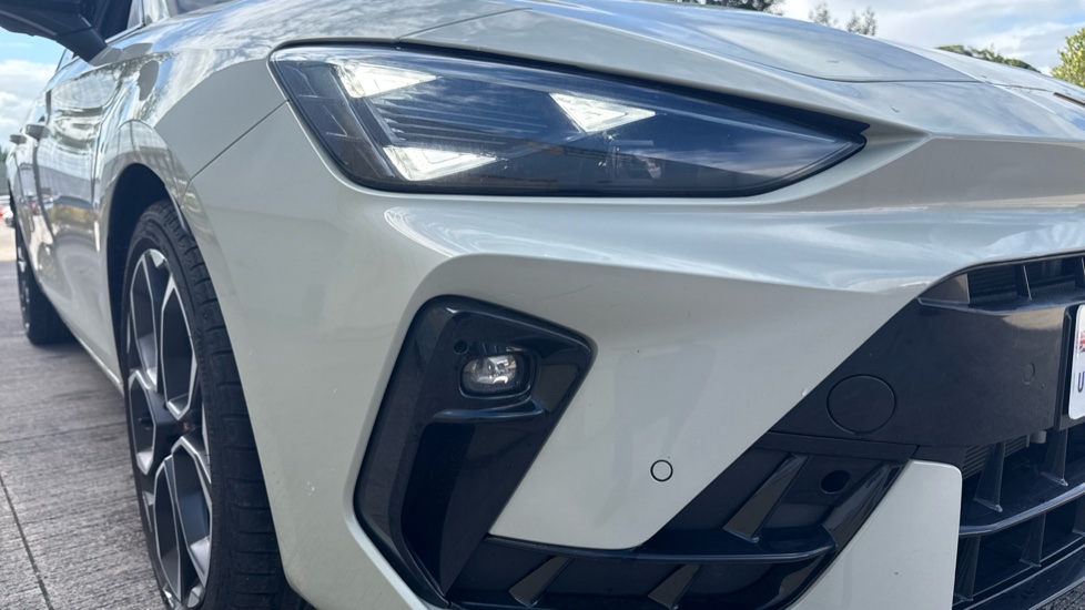 CUPRA Leon 1.5 eTSI 150 V2 5dr DSG Petrol Estate - Image 28