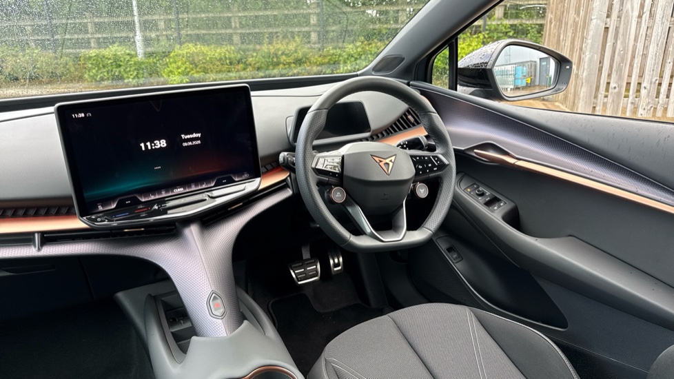 CUPRA Tavascan 210kW V1 77kWh 5dr Auto Electric Estate - Image 11