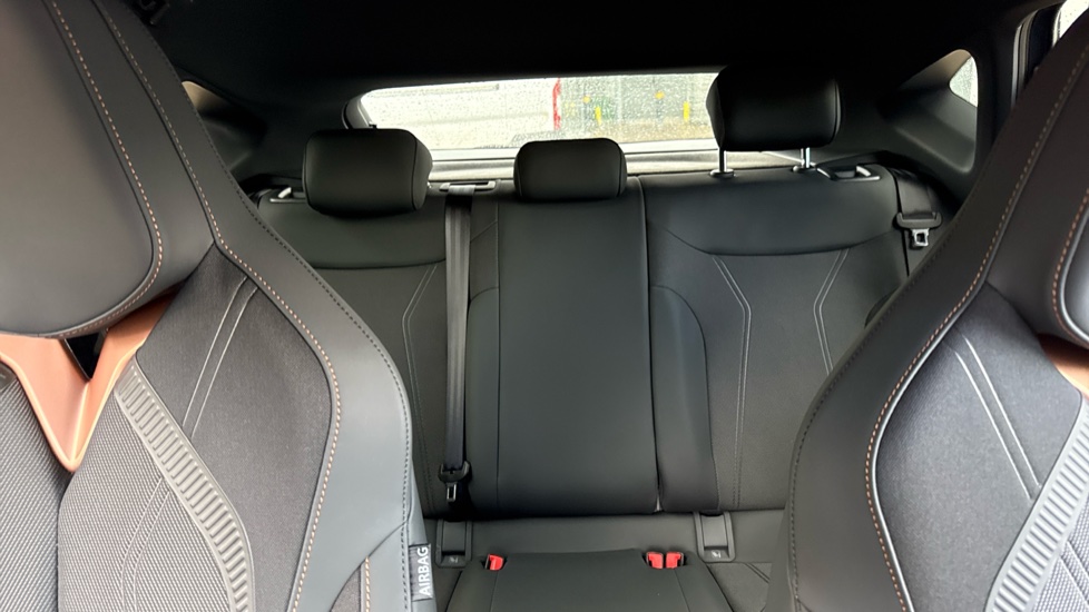 CUPRA Tavascan 210kW V1 77kWh 5dr Auto Electric Estate - Image 15