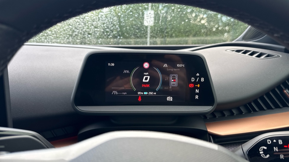CUPRA Tavascan 210kW V1 77kWh 5dr Auto Electric Estate - Image 18