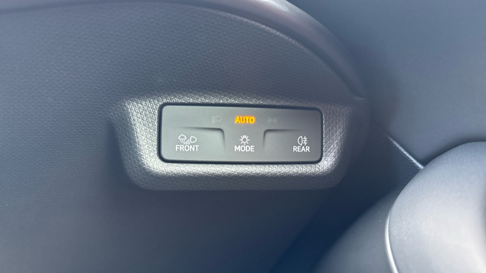 CUPRA Tavascan 210kW V1 77kWh 5dr Auto Electric Estate - Image 22