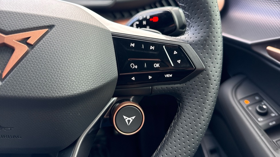 CUPRA Tavascan 210kW V1 77kWh 5dr Auto Electric Estate - Image 23