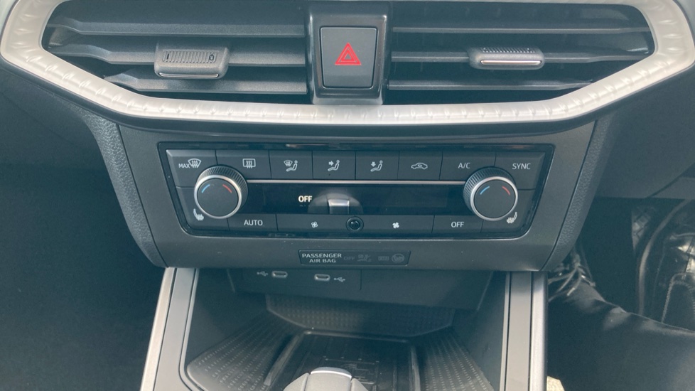 SEAT Arona 1.0 TSI 115 FR Black Edition 5dr DSG Petrol Hatchback - Image 29