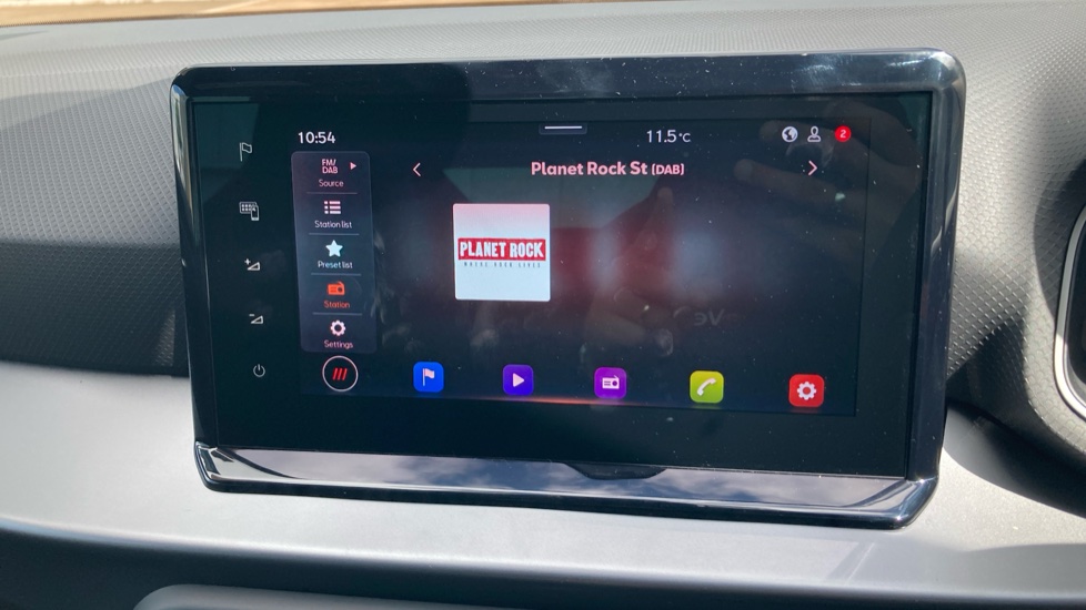 SEAT Arona 1.0 TSI 115 FR Black Edition 5dr DSG Petrol Hatchback - Image 32