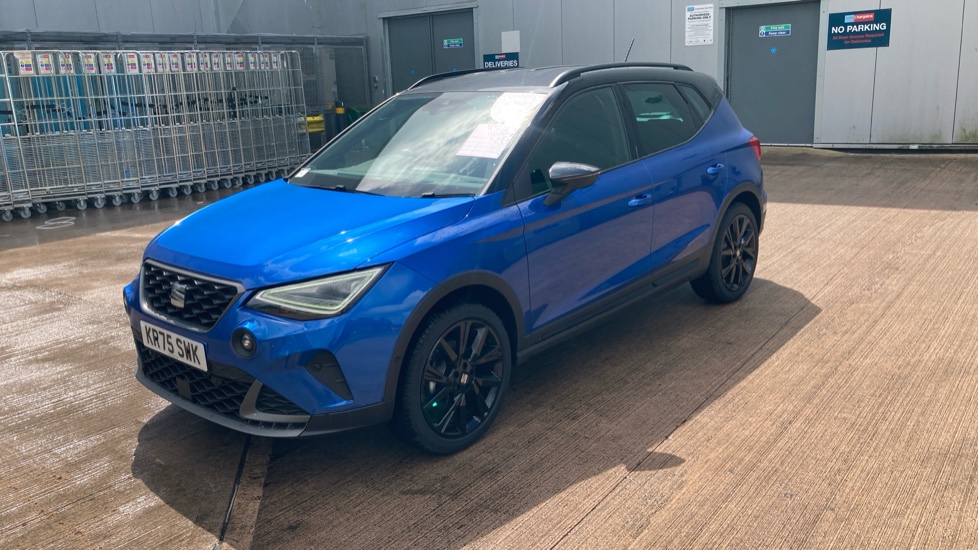 SEAT Arona 1.0 TSI 115 FR Black Edition 5dr DSG Petrol Hatchback - Image 44