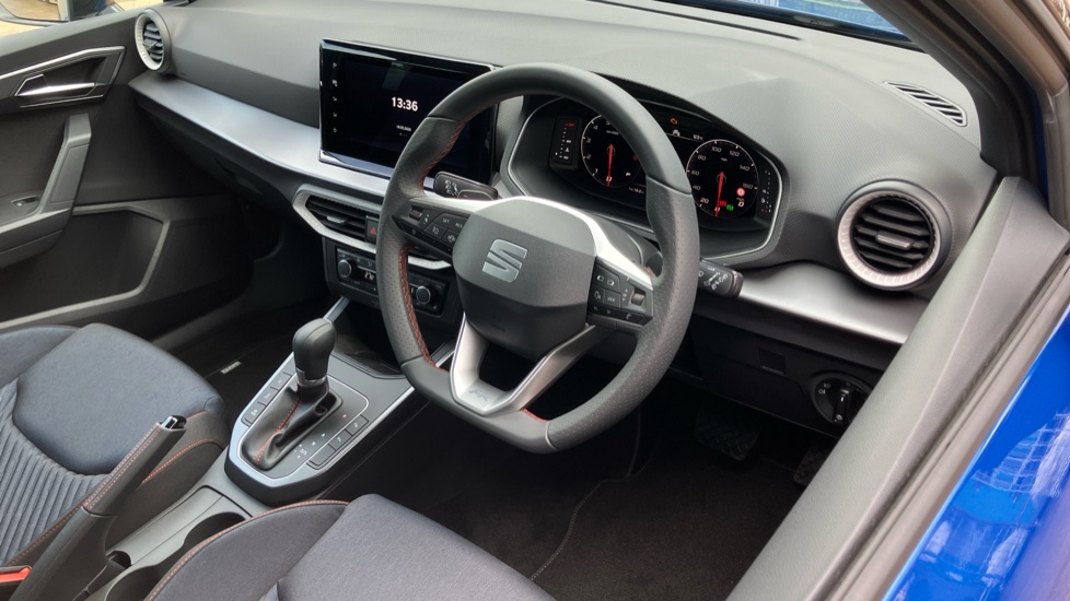 SEAT Arona 1.0 TSI 115 FR Black Edition 5dr DSG Petrol Hatchback - Image 11