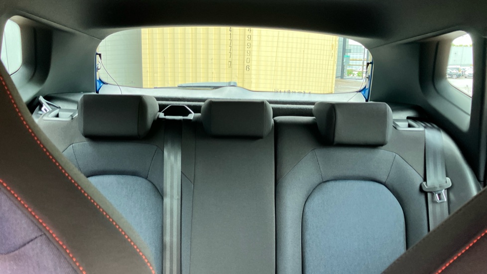 SEAT Arona 1.0 TSI 115 FR Black Edition 5dr DSG Petrol Hatchback - Image 15