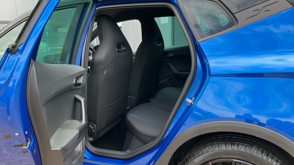 SEAT Arona 1.0 TSI 115 FR Black Edition 5dr DSG Petrol Hatchback - Image 16