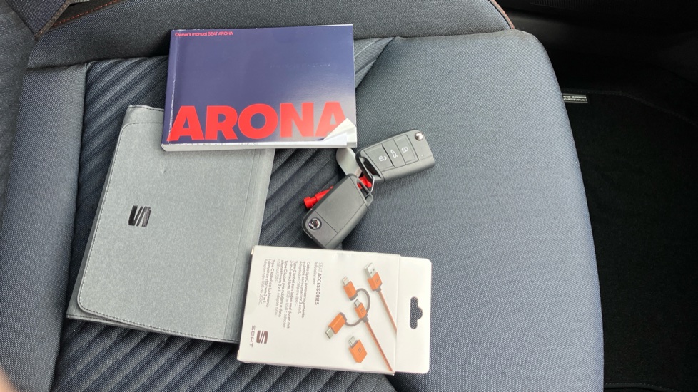 SEAT Arona 1.0 TSI 115 FR Black Edition 5dr DSG Petrol Hatchback - Image 19