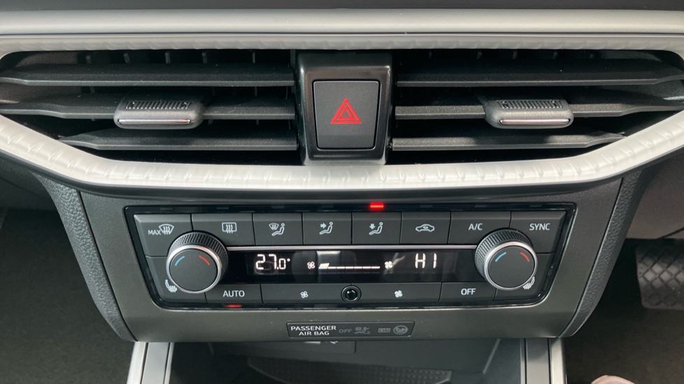 SEAT Arona 1.0 TSI 115 FR Black Edition 5dr DSG Petrol Hatchback - Image 22
