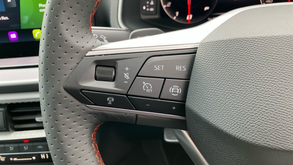 SEAT Arona 1.0 TSI 115 FR Black Edition 5dr DSG Petrol Hatchback - Image 27