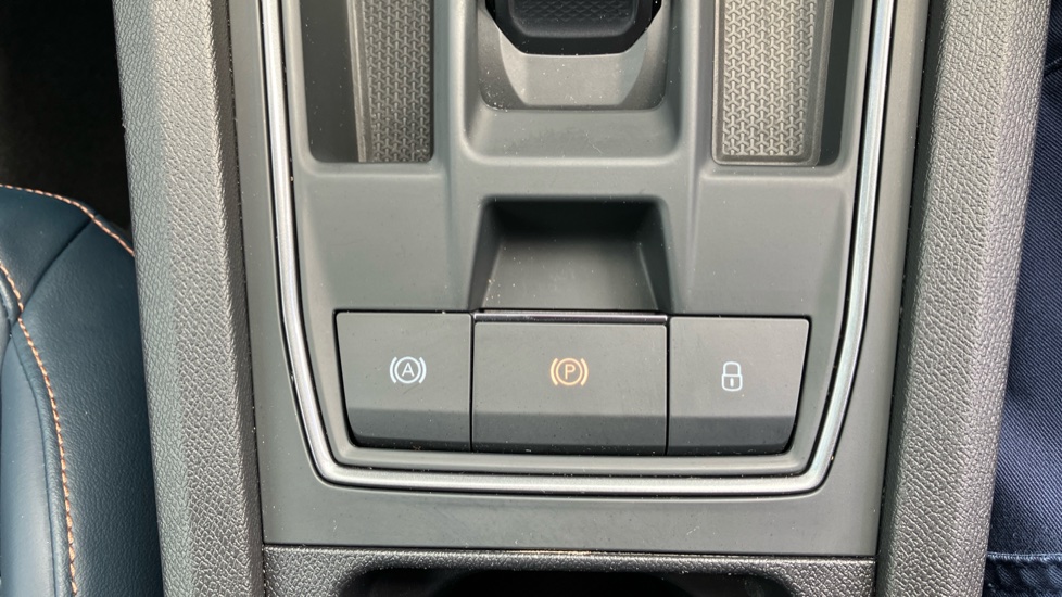 CUPRA Formentor 1.5 TSI 150 V2 5dr DSG Petrol Estate - Image 25