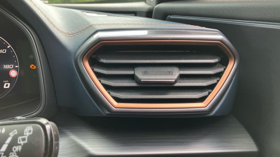 CUPRA Formentor 1.5 TSI 150 V2 5dr DSG Petrol Estate - Image 34