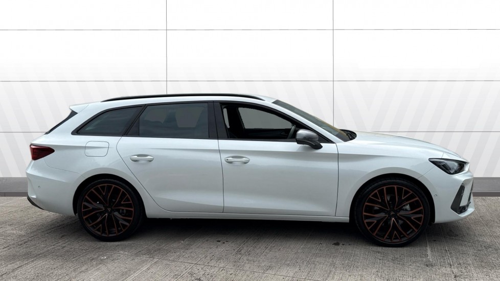 CUPRA Leon 1.5 eTSI 150 V3 5dr DSG Petrol Estate - Image 5