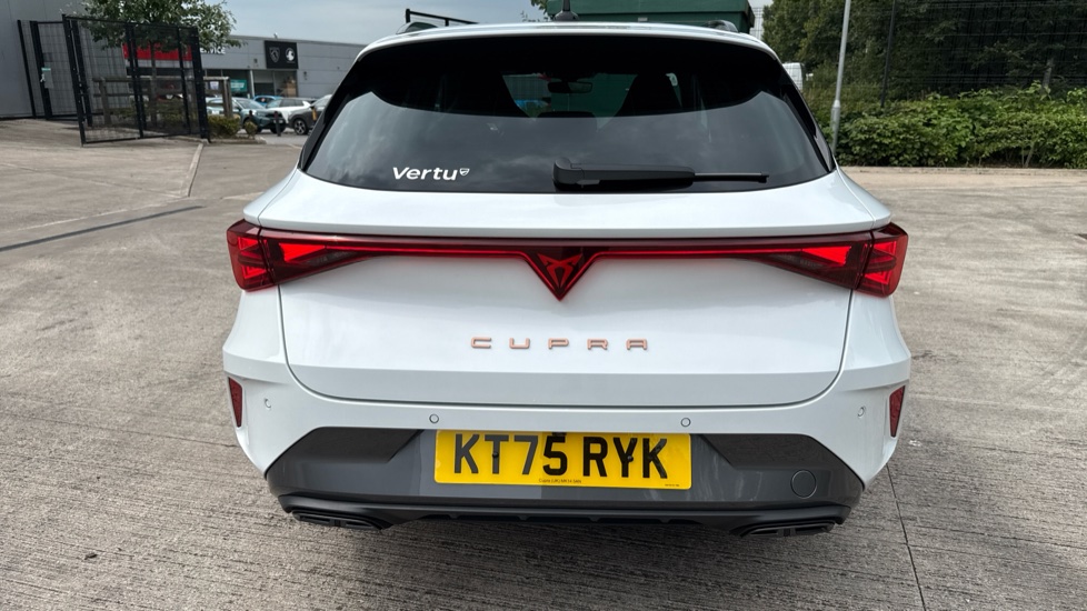 CUPRA Leon 1.5 eTSI 150 V3 5dr DSG Petrol Estate - Image 25