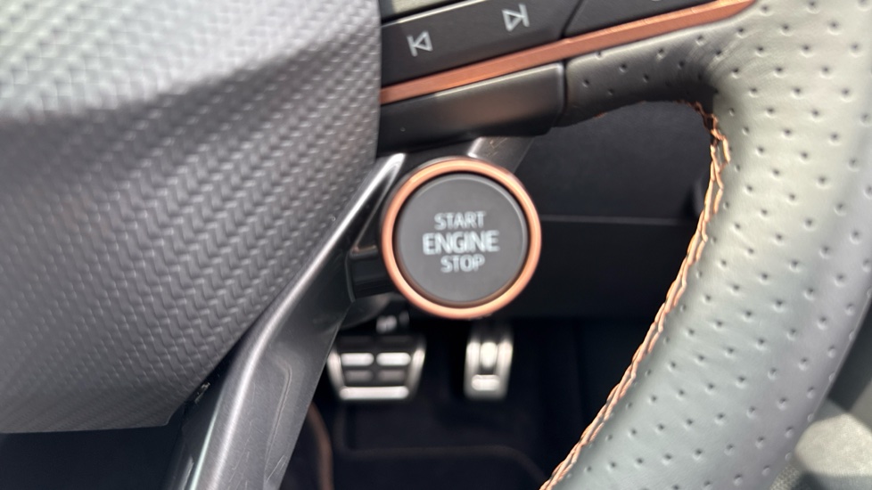CUPRA Leon 1.5 eTSI 150 V3 5dr DSG Petrol Estate - Image 35