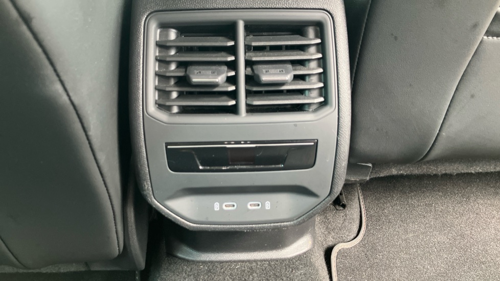 CUPRA Leon 1.5 TSI V1 5dr Petrol Hatchback - Image 40