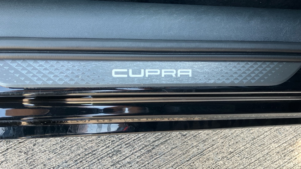 CUPRA Leon 1.5 TSI 150 V2 5dr Petrol Hatchback - Image 36