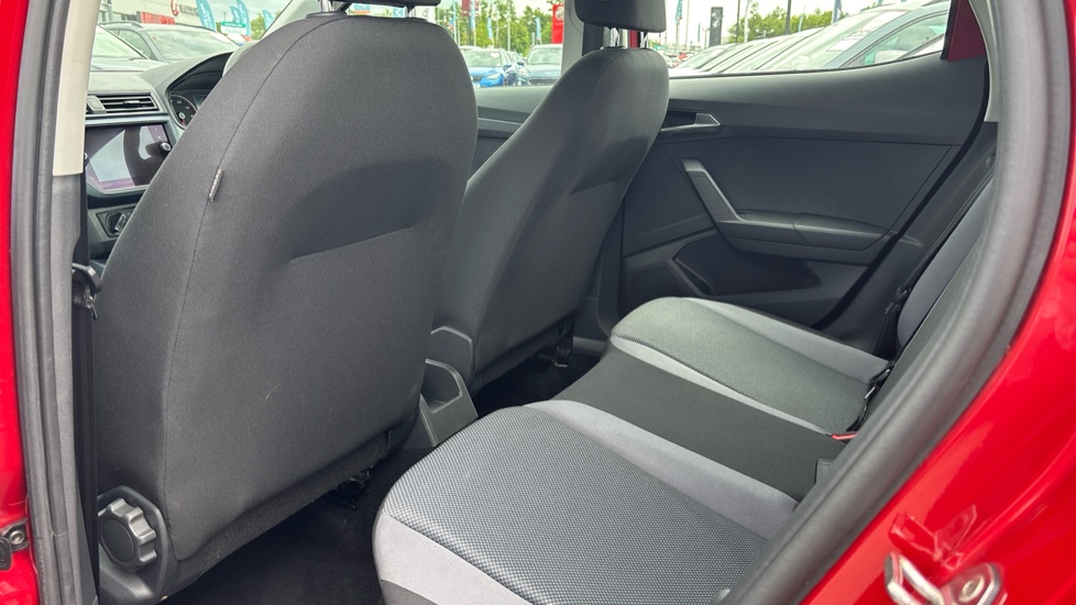 SEAT Arona 1.0 TSI SE Technology [EZ] 5dr Petrol Hatchback - Image 16
