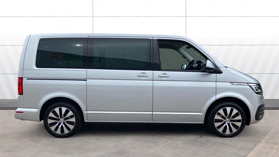 Volkswagen Caravelle 2.0 TDI Executive 204 5dr DSG Diesel Estate - Image 5
