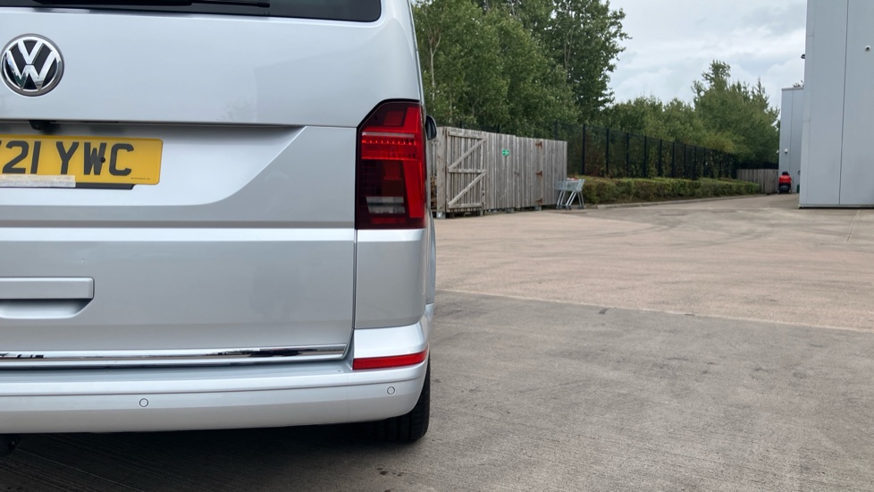 Volkswagen Caravelle 2.0 TDI Executive 204 5dr DSG Diesel Estate - Image 65