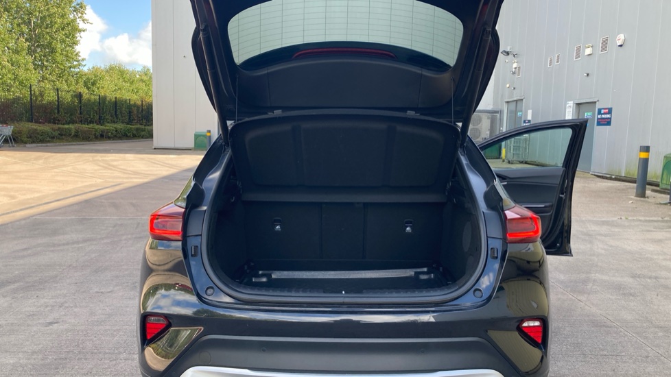 Kia Xceed 1.5T GDi ISG 4 5dr Petrol Hatchback - Image 4